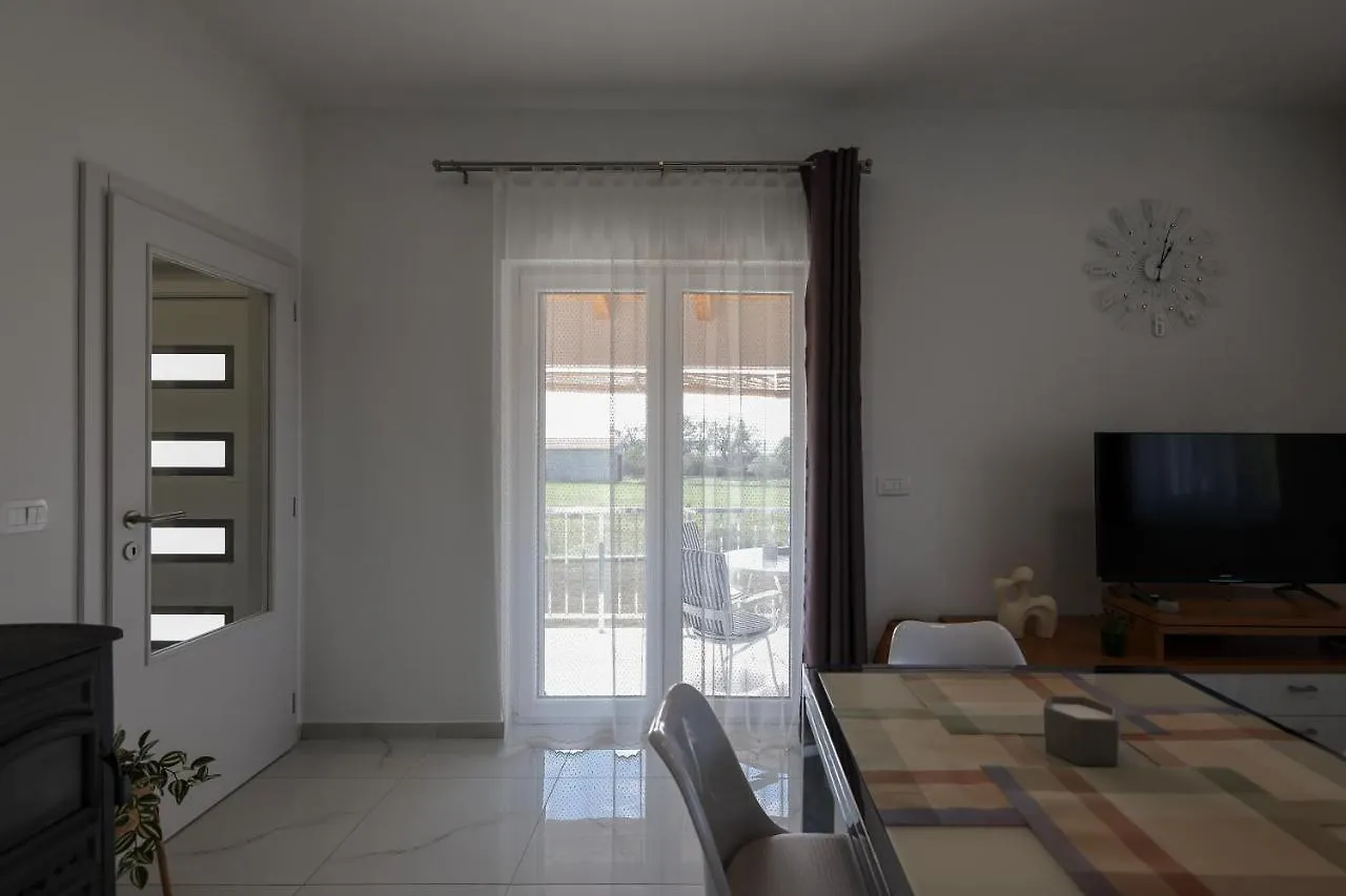 Villa Marinerro Completely Energy Self-Sustainable Surrounded By Olive Groves And An Orchard Biograd Na Moru