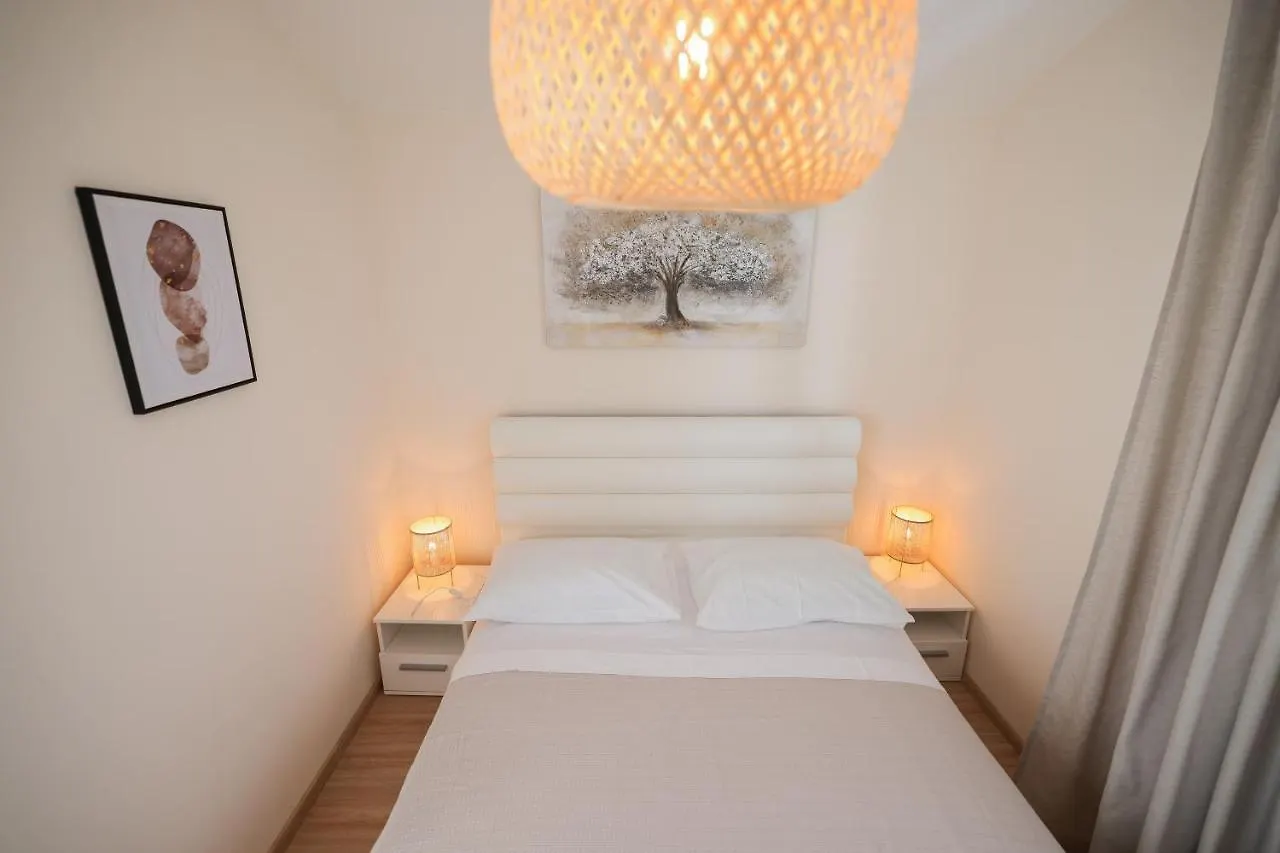 Villa Marinerro Completely Energy Self-Sustainable Surrounded By Olive Groves And An Orchard Biograd Na Moru 0*,