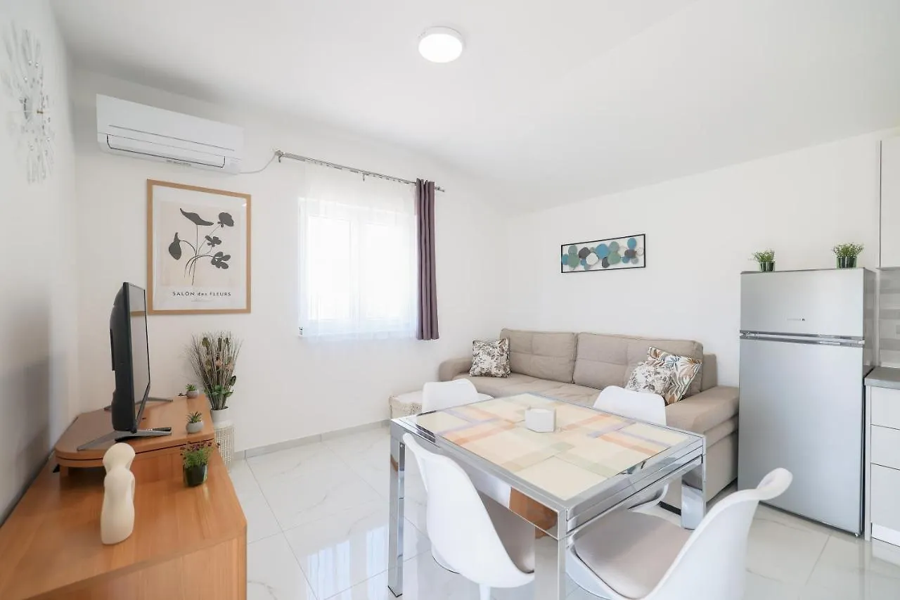 Villa Marinerro Completely Energy Self-Sustainable Surrounded By Olive Groves And An Orchard Biograd Na Moru 0*,  Croatia