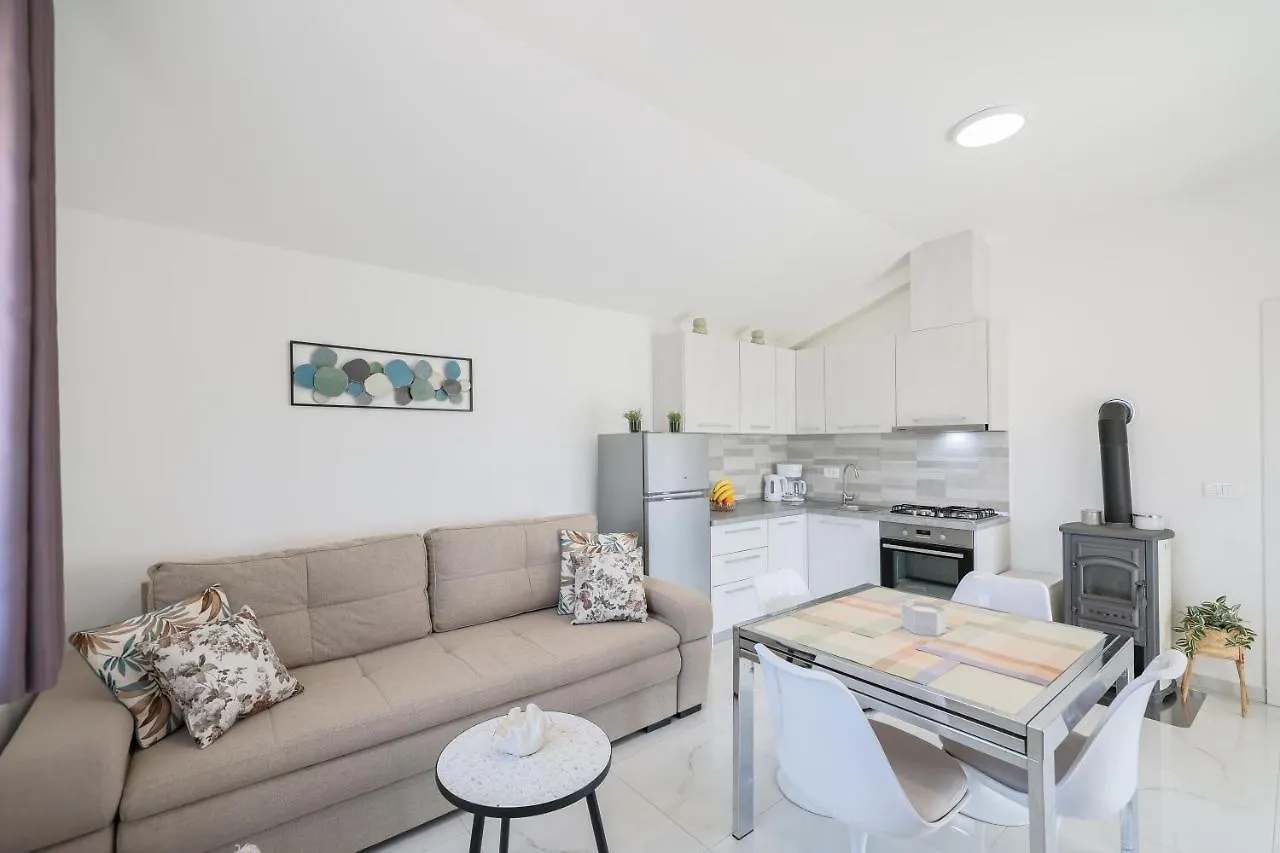 Villa Marinerro Completely Energy Self-Sustainable Surrounded By Olive Groves And An Orchard Biograd Na Moru