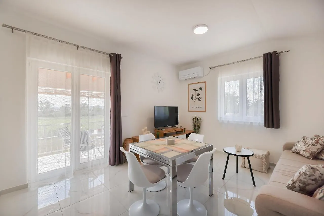 Villa Marinerro Completely Energy Self-Sustainable Surrounded By Olive Groves And An Orchard Biograd Na Moru